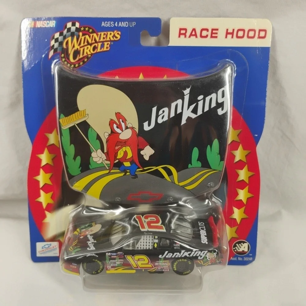 WINNERS‎ CIRCLE RACE HOOD JaniKing 1/43 SCALE #12 Kerry Earnhardt Yosemite Sam
